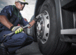 Caminhão e  - ônibus: cuide dos pneus