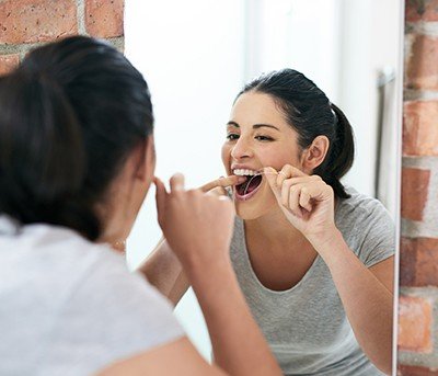 Saiba mais sobre o Passa-Fio Dental