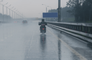 Capa de chuva pra moto: como escolher