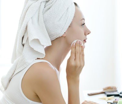 Conheça os tipos de limpeza facial